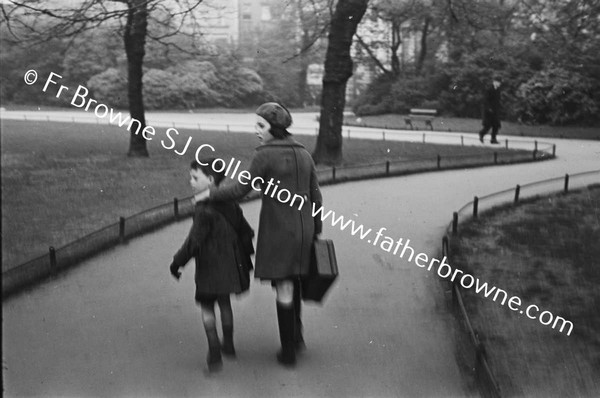 ST STEPHEN'S GREEN CHILDREN